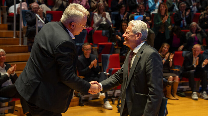 Bundespräsident a.D. Joachim Gauck bei der Verabschiedung des DW-Intendanten Peter Limbourg