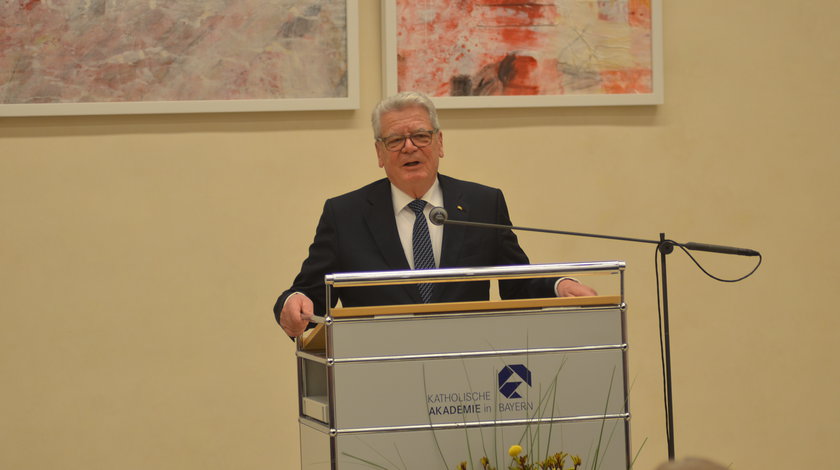 Bundespräsident a.D. Joachim Gauck hält eine Rede in der Katholischen Akademie Bayern