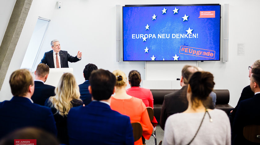 Bundespräsident a.D. Joachim Gauck hält eine Rede beim Verband "Die Jungen Unternehmer" in Berlin