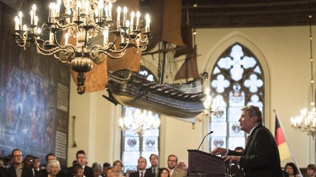 Bundespräsident a.D. Joachim Gauck hält eine Rede - ARCHIVBILD