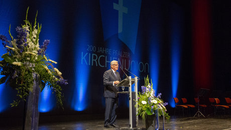 Bundespräsident a.D. Joachim Gauck hält eine Rede anlässlich 200 Kirchenunion der Pfalz in Kaiserslautern
